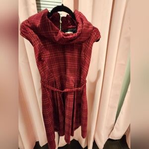 Go International Size 9 Plaid Red Dress